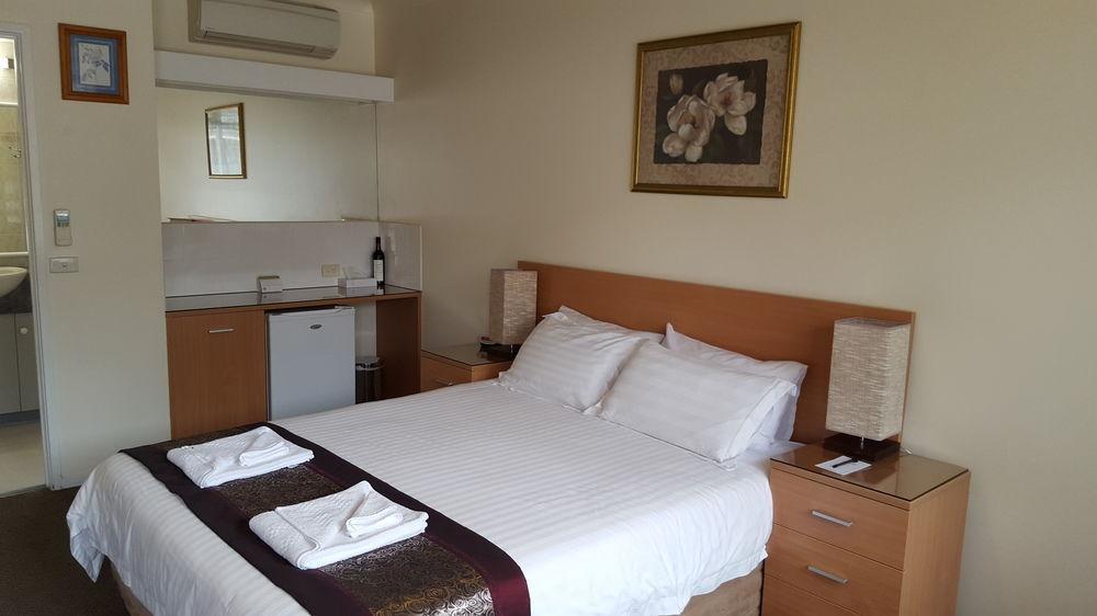Best Western Governor Gipps Motor Inn トララルゴン エクステリア 写真